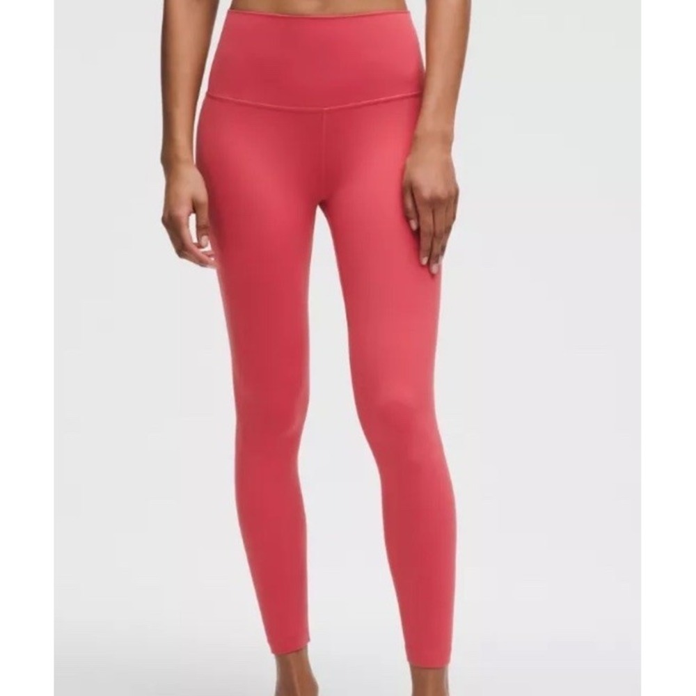 Lululemon Align High‎ Rise Cropped Legging 10 Lip Gloss 23" Worn Once